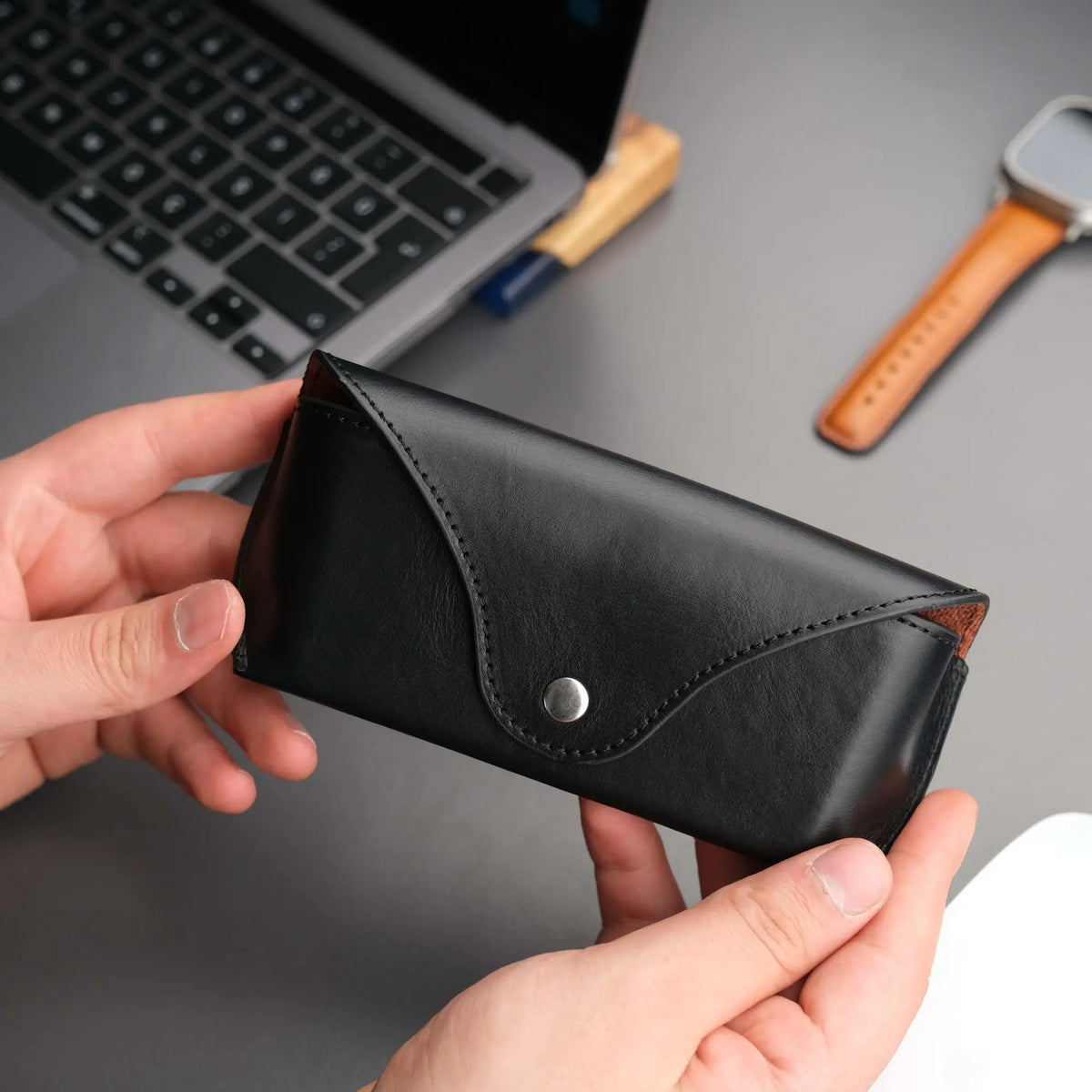 The Rochester | Full-Grain Leather Eyeglass Case