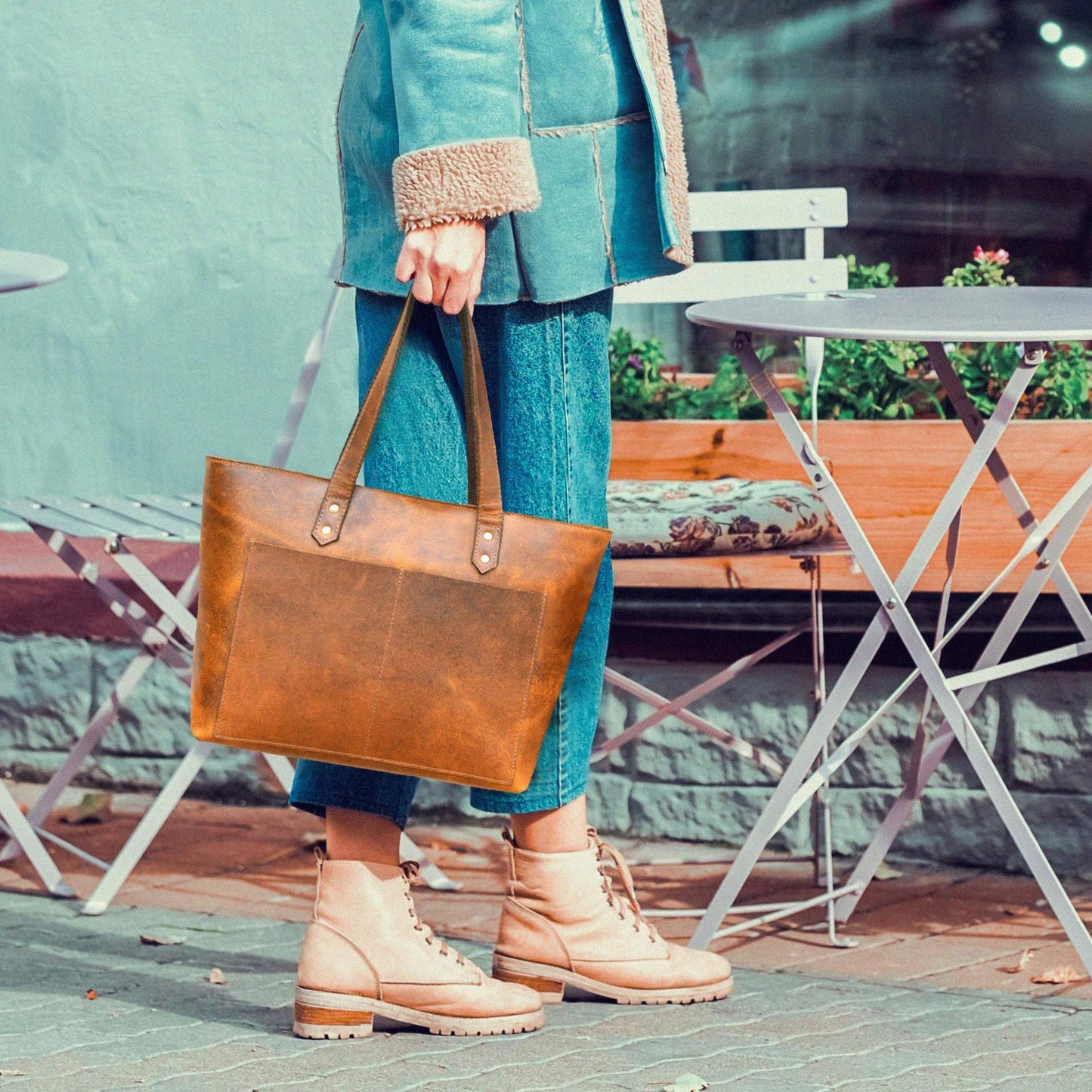 Classic Full-Grain Canadian Leather Tote Bag — Black