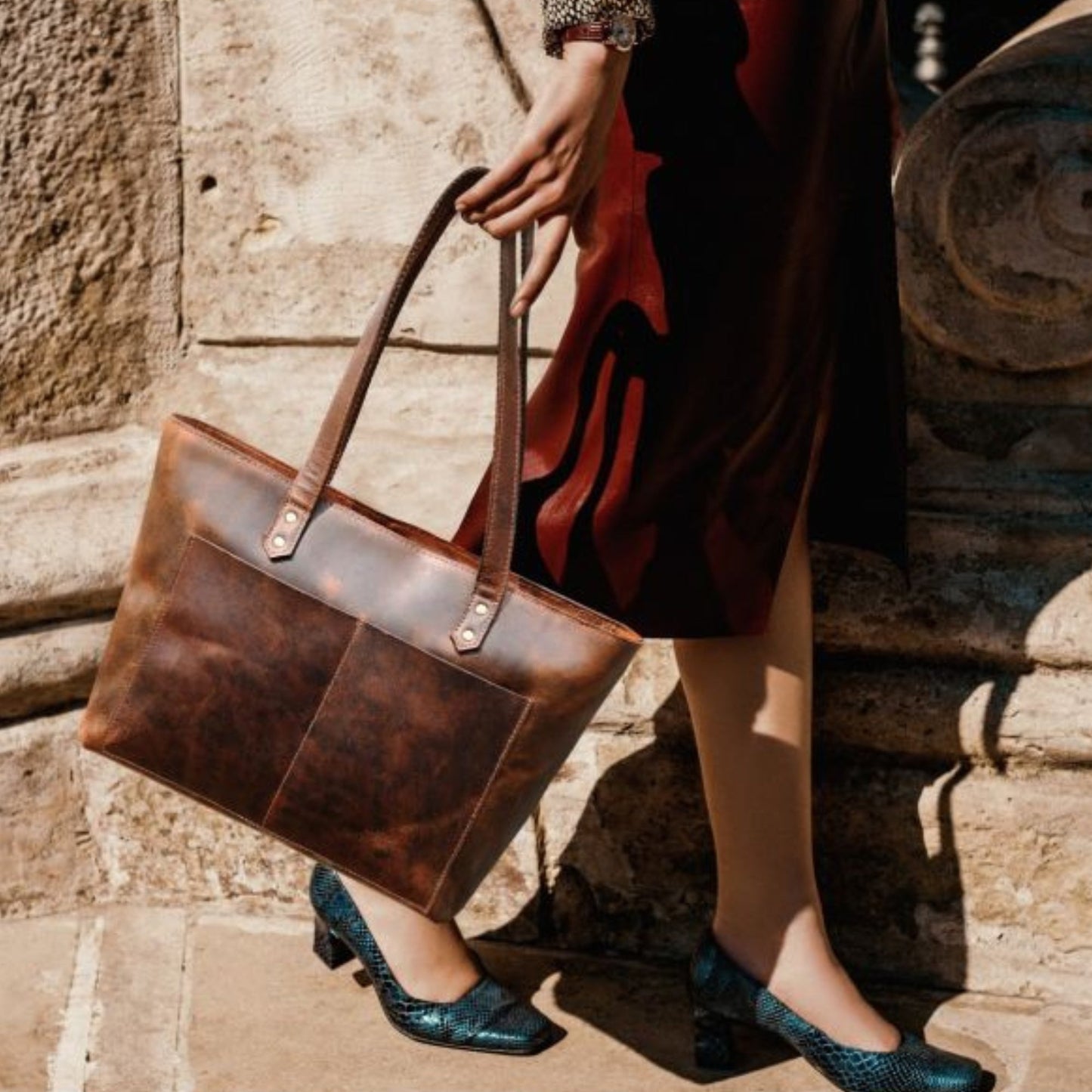 Classic Full-Grain Canadian Leather Tote Bag — Black