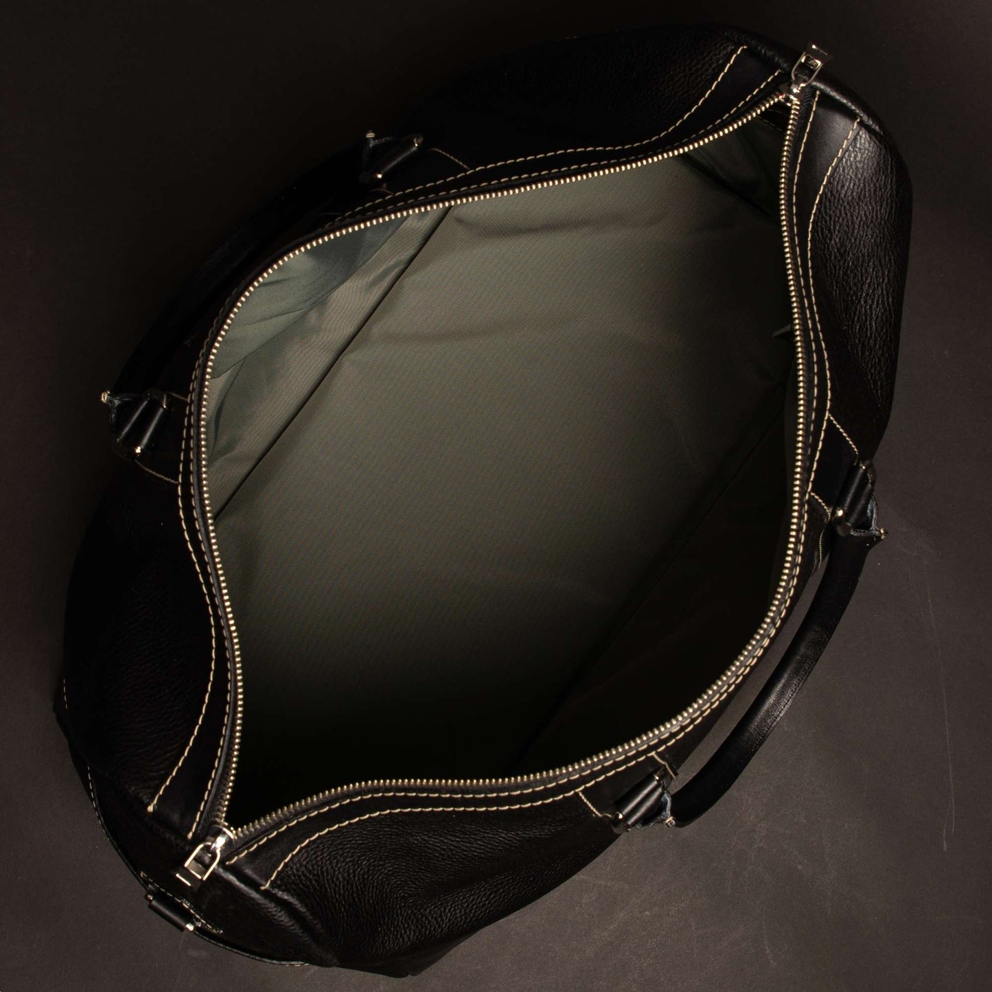 The Shield Duffle- Made in Canada | Black Full-Grain Leather Duffle Bag