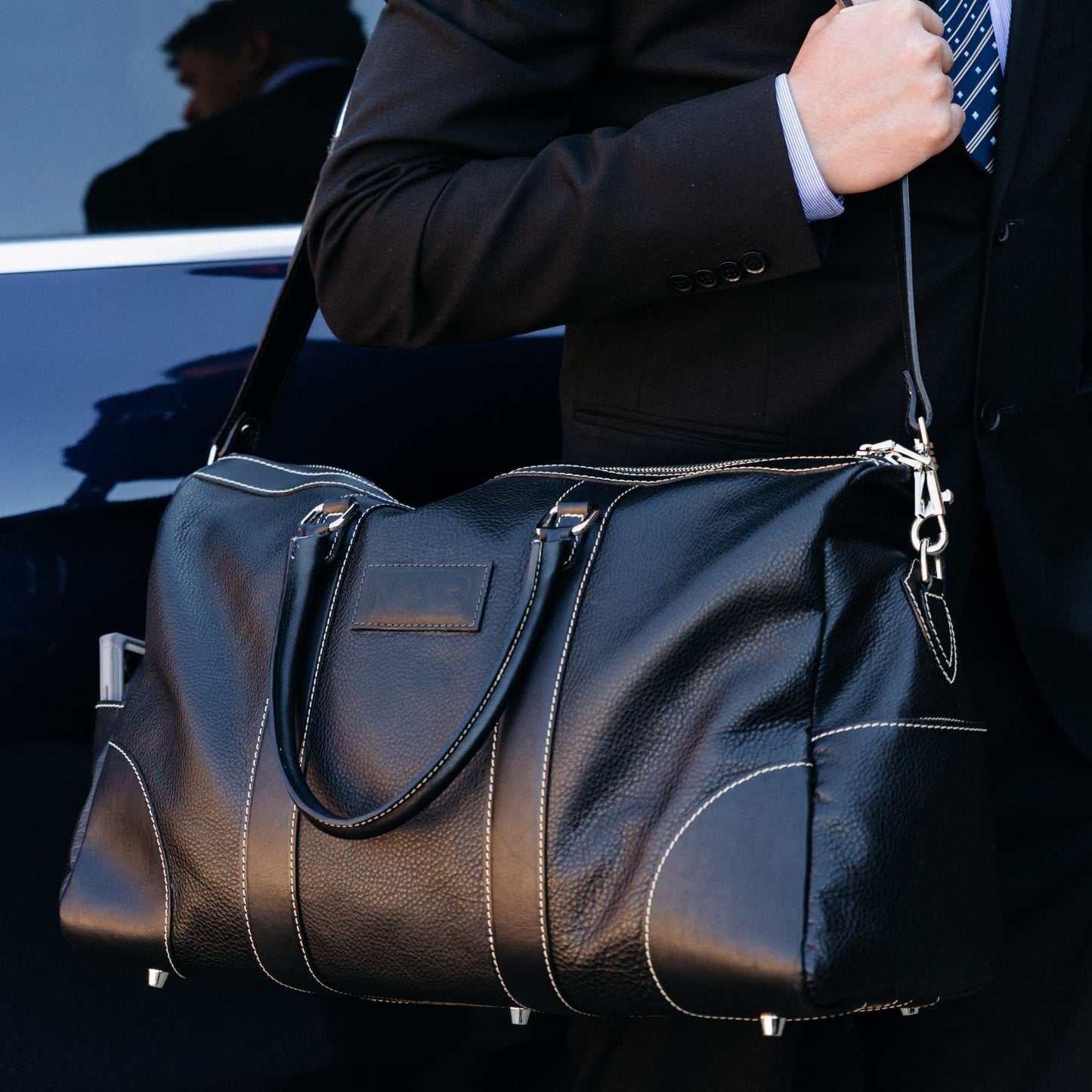 The Shield Duffle- Made in Canada | Black Full-Grain Leather Duffle Bag