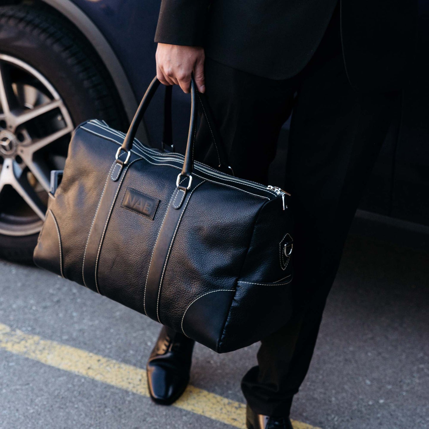 The Shield Duffle- Made in Canada | Black Full-Grain Leather Duffle Bag