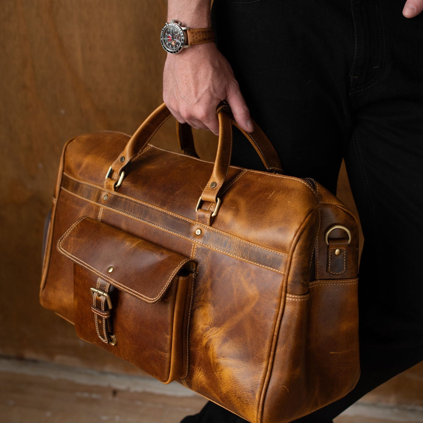 The Voyager Duffle — Cognac Full-Grain Distressed Canadian Leather Duffle Bag