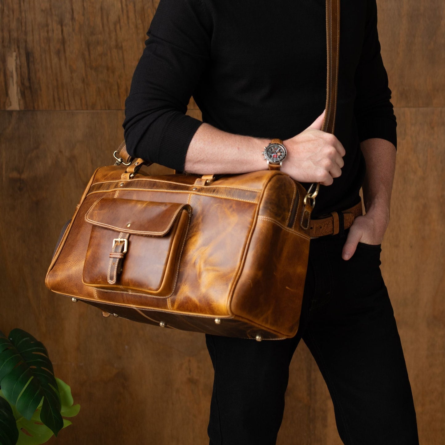 The Voyager Duffle — Cognac Full-Grain Distressed Canadian Leather Duffle Bag