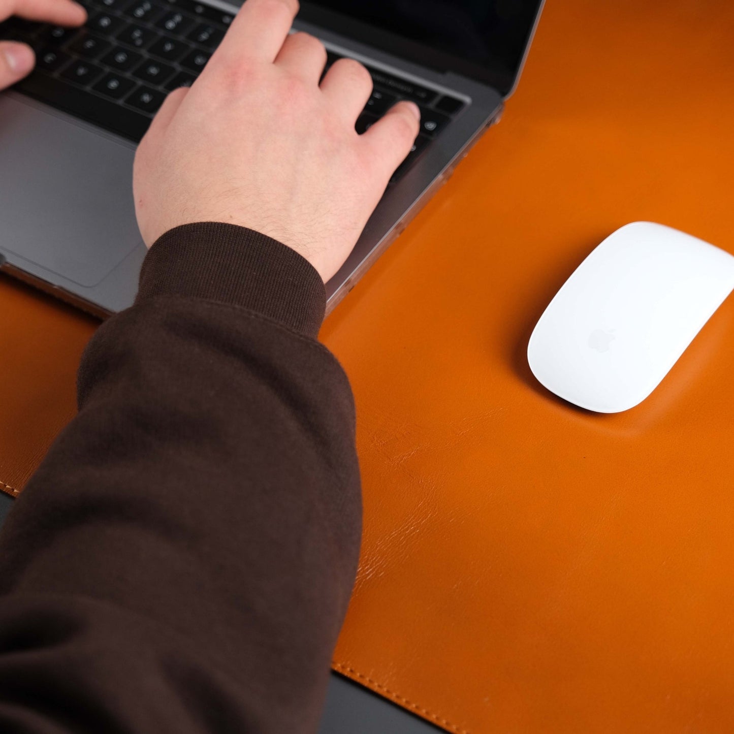 The Jersey Tan — Full-Grain Leather Desk Pad
